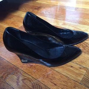 Black Gucci wedges